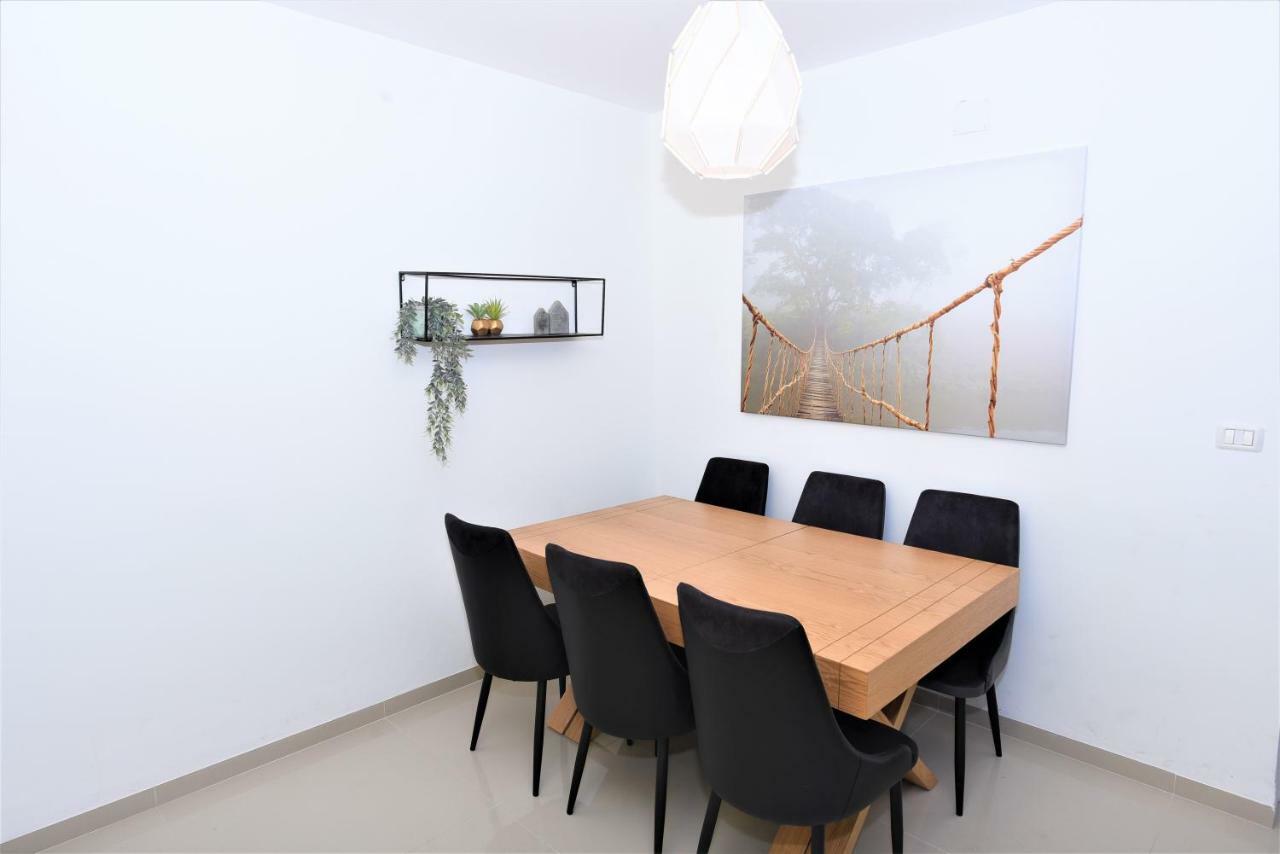 Aristone Luxury Apartment Τιβεριάδα Εξωτερικό φωτογραφία