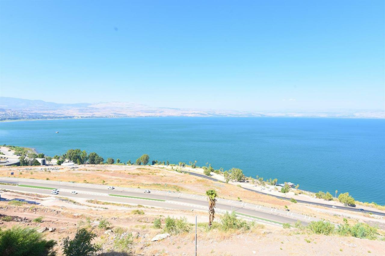 Aristone Luxury Apartment Τιβεριάδα Εξωτερικό φωτογραφία